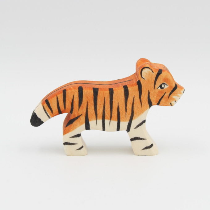 Tigerkind stehend – Bild 2