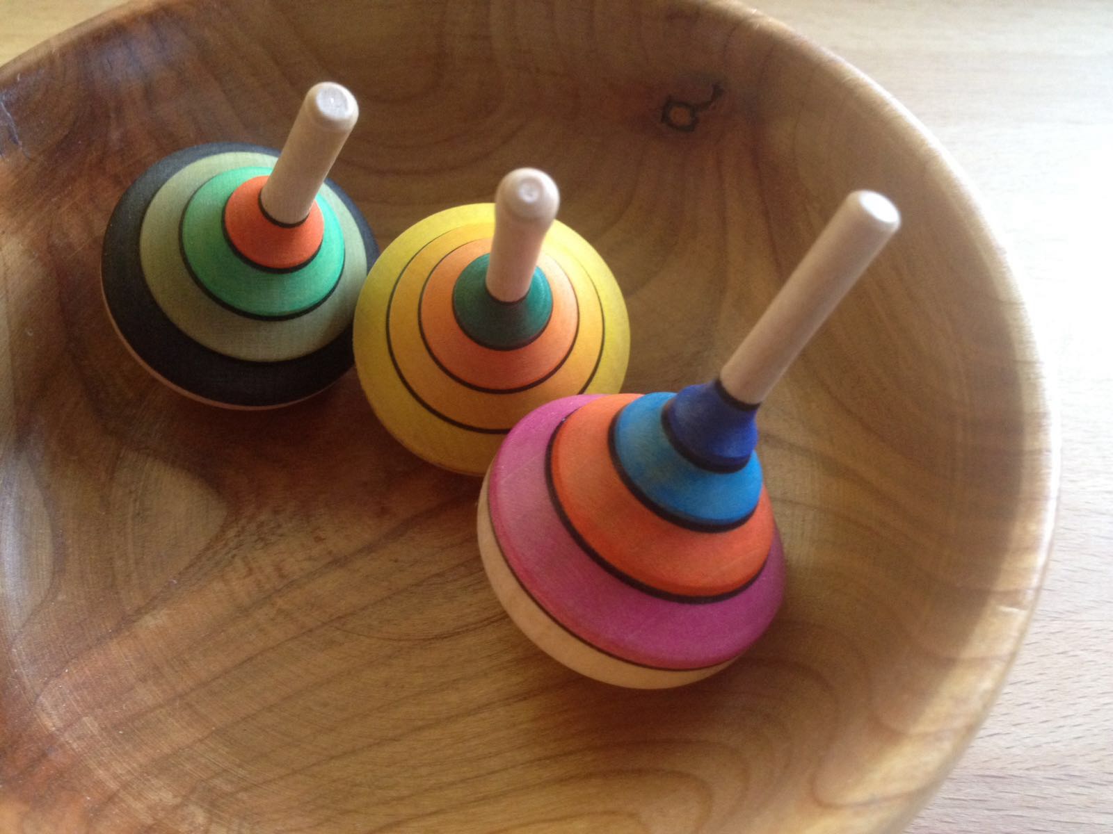 15x Holz Kreisel Kinder Traditionellen Montessori Entwicklung Spielzeug 