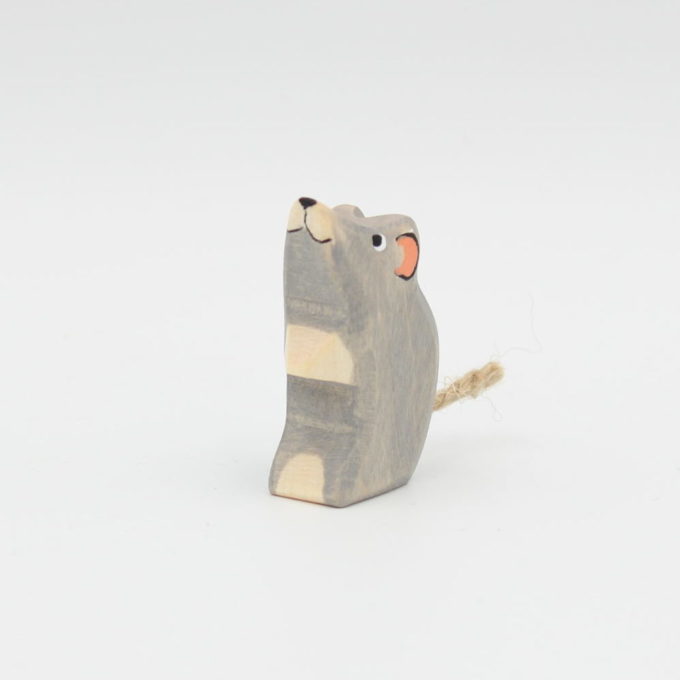 Maus stehend