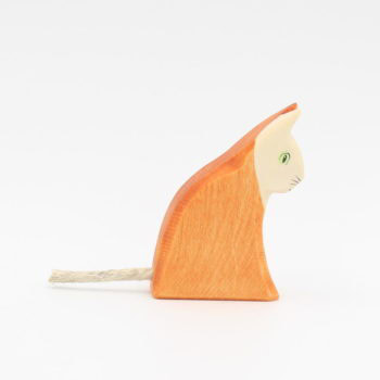 katze sitzend aus holz